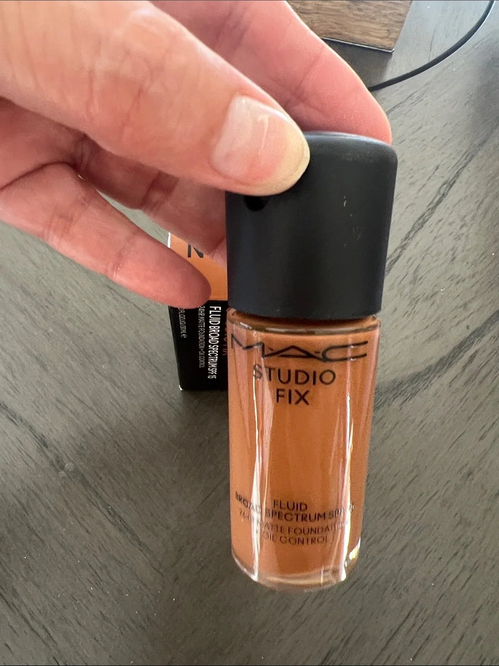 MAC Studio Fix Fluid SPF 15 Foundation - shade NW47 BNIB